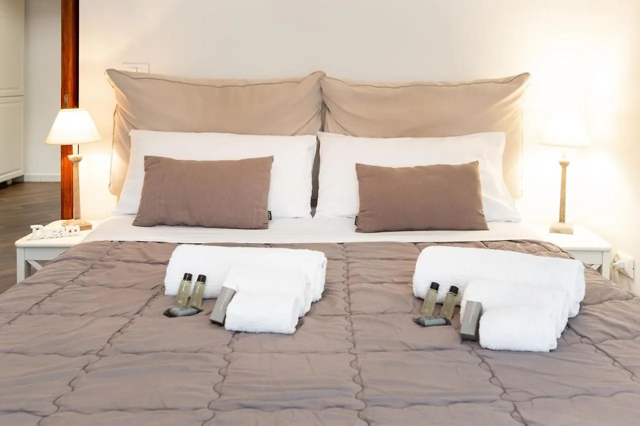 Quattro Canti Charming Flat Palermo 0*,