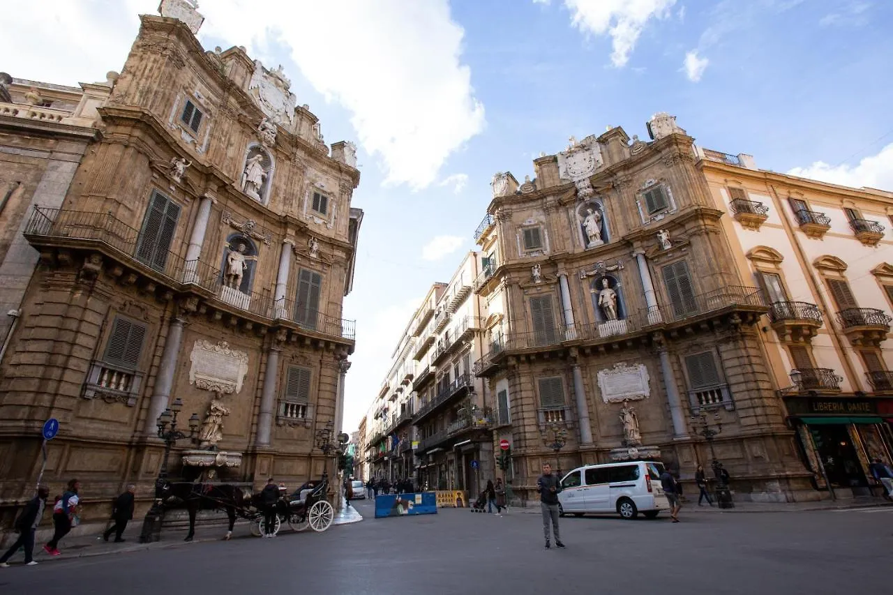 Apartment Quattro Canti Charming Flat Palermo